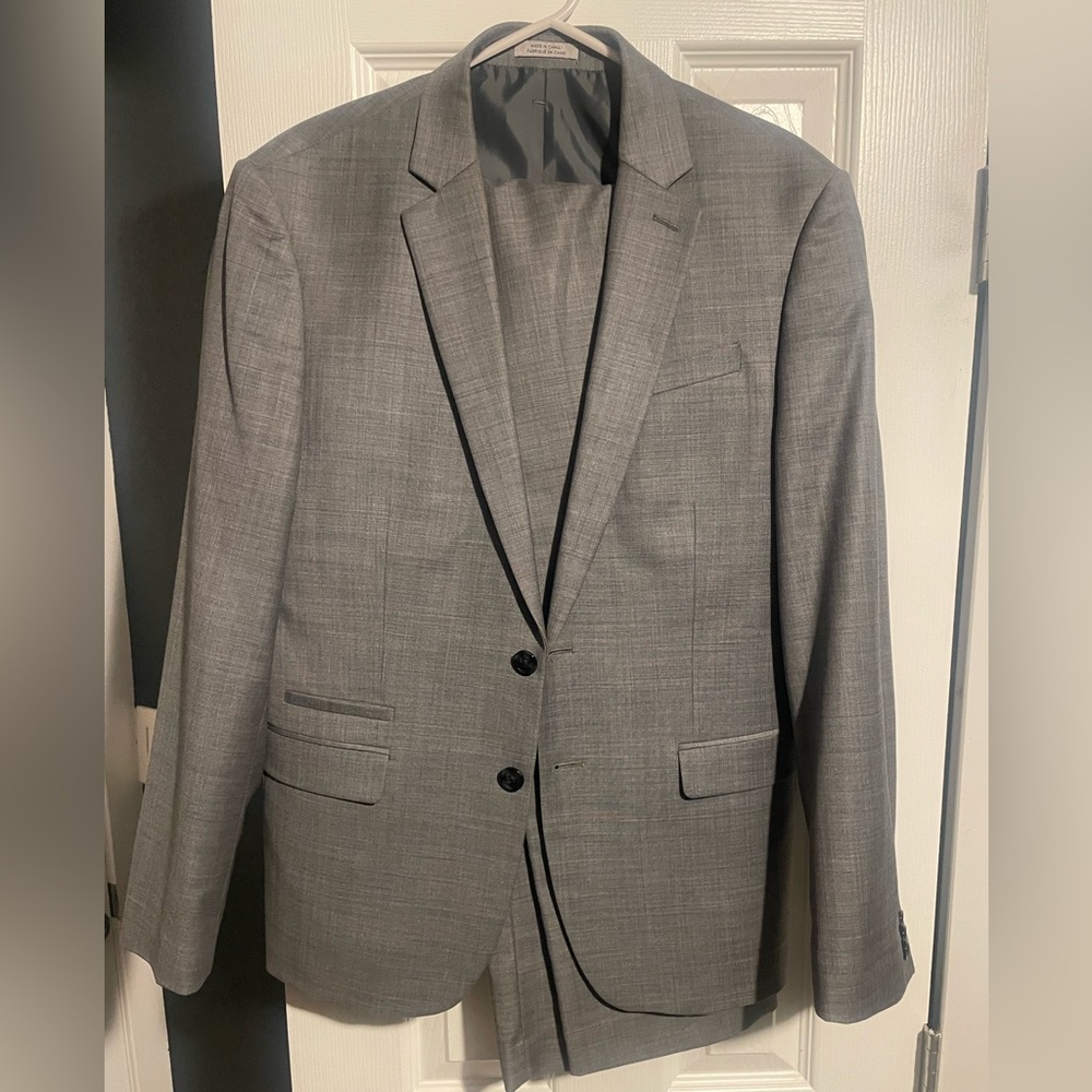 Express Silver men’s suit with pants